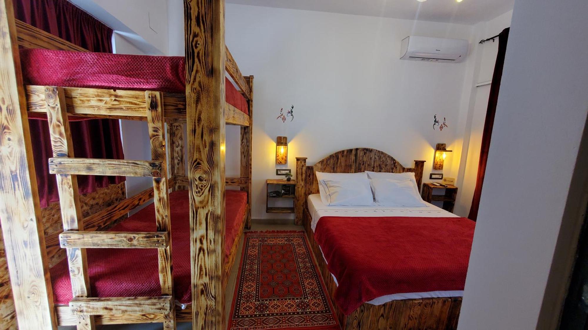 Clockwise Guestrooms Casa de hóspedes Gjirokastër