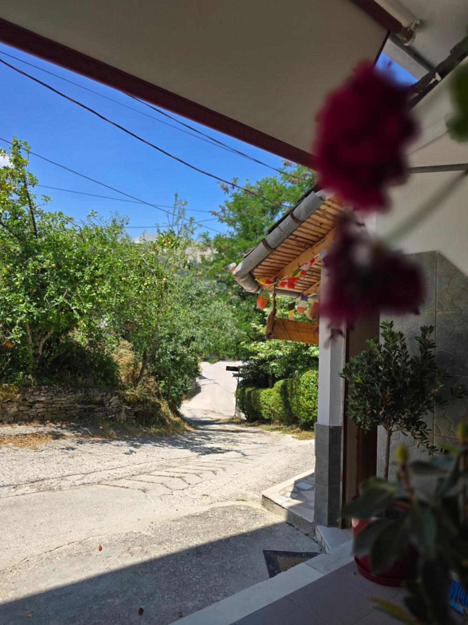 Clockwise Guestrooms Gjirokastër